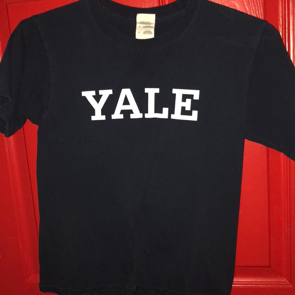 Yale t-shirt